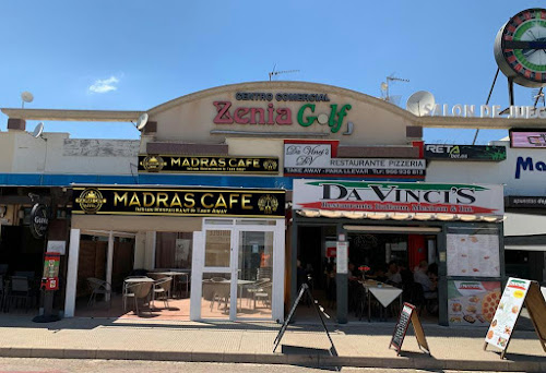 restaurantes MADRAS CAFE INDIAN RESTAURANT & TAKEAWAY La Zenia