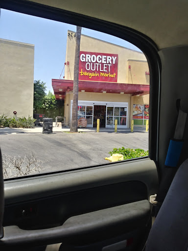 Grocery Store «Grocery Outlet Bargain Market», reviews and photos, 355 N Citrus Ave, Azusa, CA 91702, USA