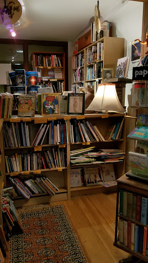 Used Book Store «Globe Bookstore», reviews and photos, 218 1st Avenue South, Seattle, WA 98104, USA