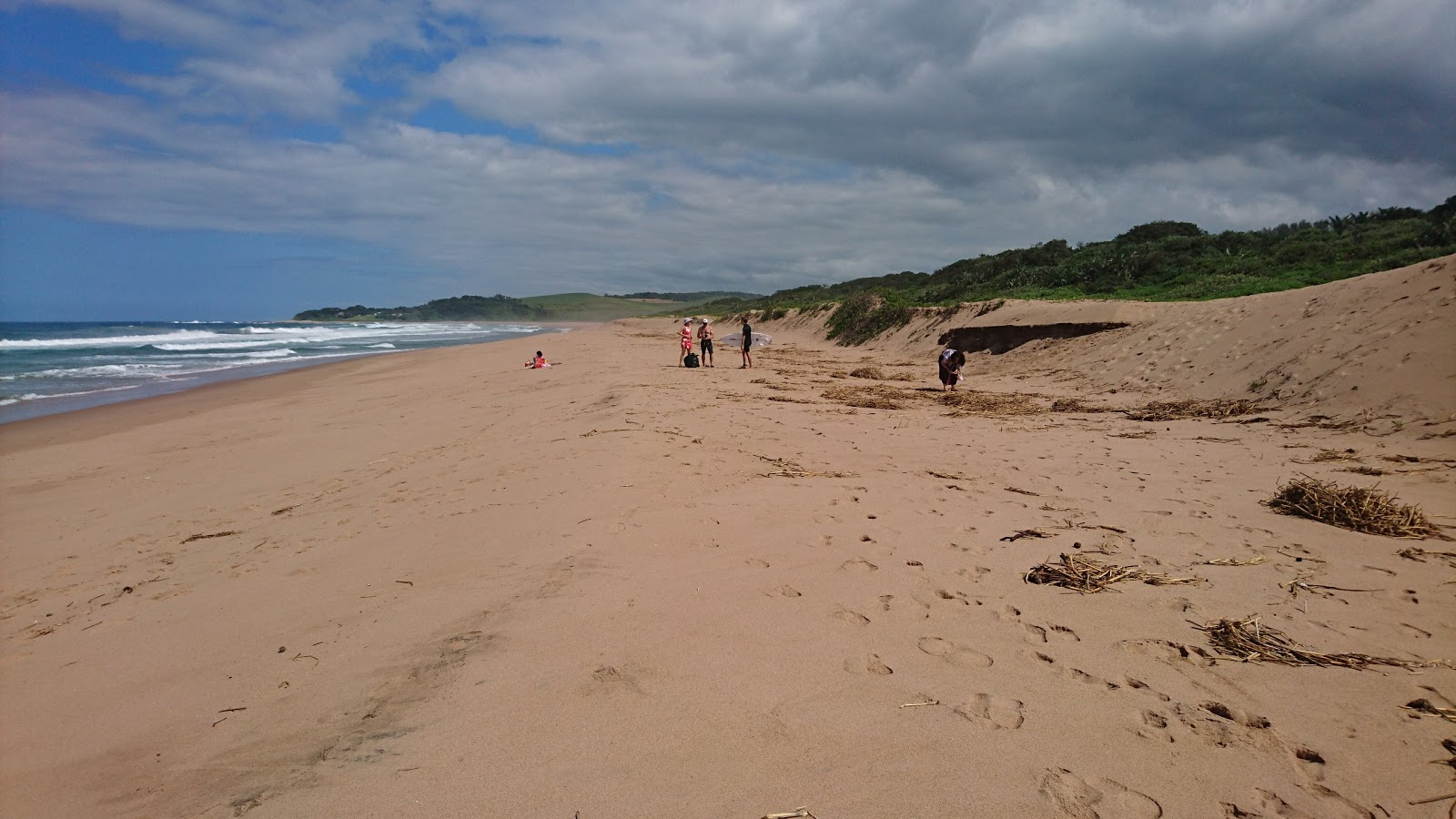 Foto av Blythedale beach med turkos rent vatten yta