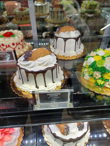 Grocery Store «Super Foodtown of Colonia», reviews and photos, 510 Inman Ave, Colonia, NJ 07067, USA