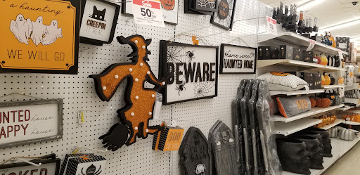 Fabric Store «Jo-Ann Fabrics and Crafts», reviews and photos, 2064 Woodbury Ave #302, Newington, NH 03801, USA