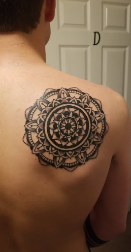 Tattoo Shop «Mecca Tattoo», reviews and photos, 115 S Broad St, Mankato, MN 56001, USA