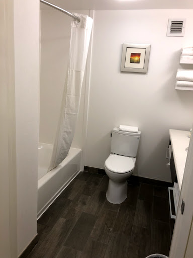 Hampton Inn Livermore image