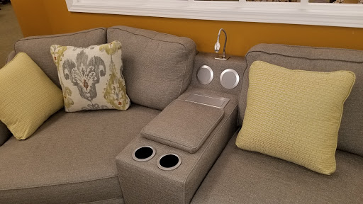 Furniture Store «Raymour & Flanigan Furniture and Mattress Store», reviews and photos, 2795 Richmond Ave, Staten Island, NY 10314, USA