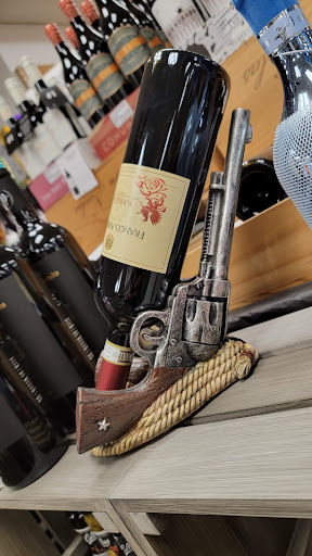 Wine Store «Wines Unlimited Inc», reviews and photos, 2336 Broadbridge Ave, Stratford, CT 06614, USA