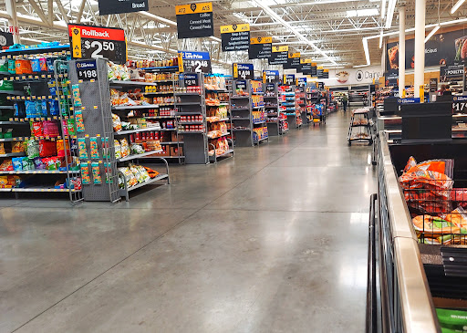 Discount Store «Walmart», reviews and photos, 6501 Veterans Memorial Pkwy, Crestwood, KY 40014, USA