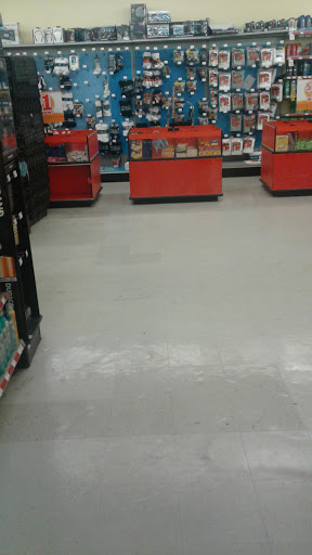 Dollar Store «FAMILY DOLLAR», reviews and photos, 930 N 27th St, Milwaukee, WI 53208, USA