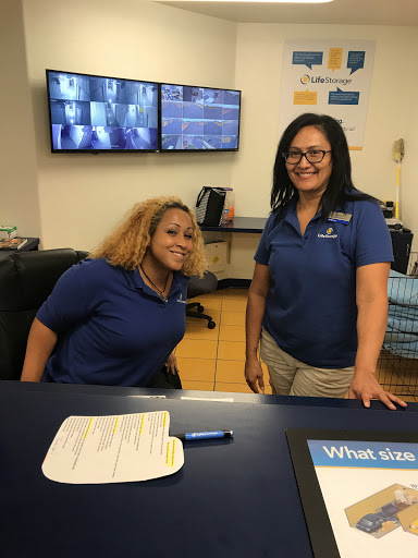 Self-Storage Facility «Life Storage», reviews and photos, 13902 N 59th Ave, Glendale, AZ 85306, USA