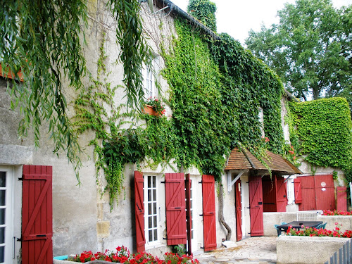 Agence de location de maisons de vacances Moulin du Coupied Ygrande