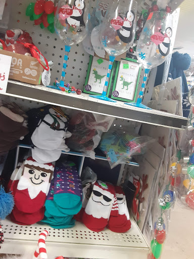 Grocery Store «Real Deal Grocery», reviews and photos, 803 W Main St, Molalla, OR 97038, USA