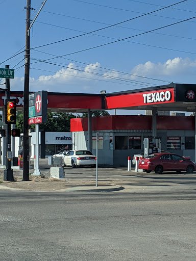 Texaco Fort Worth, 6601 Meadowbrook Dr, Fort Worth, TX 76112, USA, 