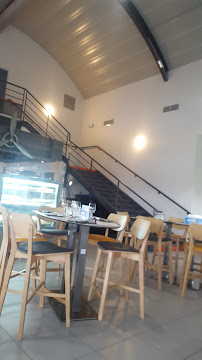 Atmosphère du Restaurant L'AERO CAFE à Charnay-lès-Mâcon - n°5