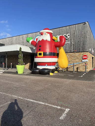 Photo 2 - Garage Gorce