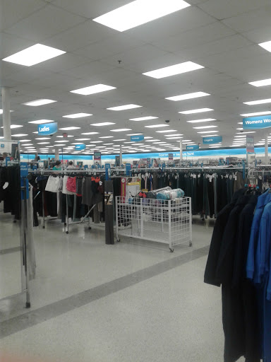 Clothing Store «Ross Dress for Less», reviews and photos, 1416 Towne Square Blvd NW, Roanoke, VA 24012, USA