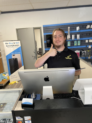 Cell Phone Store «Cellular Zone - Sales & Repair», reviews and photos, 6565 Babcock Rd, San Antonio, TX 78249, USA