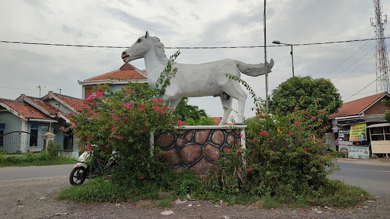 Monumen Patung Kuda
