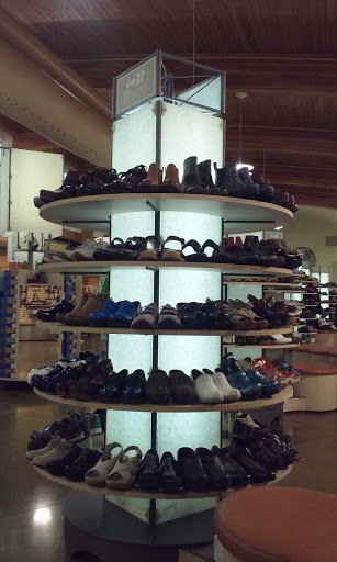 Shoe Store «Dansko Company Store», reviews and photos, 33 Federal Blvd, West Grove, PA 19390, USA