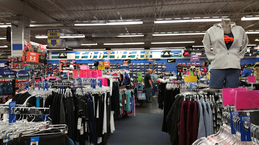Sporting Goods Store «Big 5 Sporting Goods», reviews and photos, 10051 E Iliff Ave, Aurora, CO 80014, USA