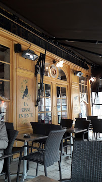 Atmosphère du Restaurant La Bonne Entente à Pontoise - n°17