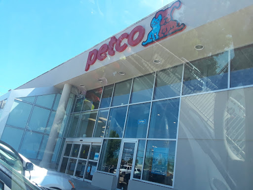 Pet Supply Store «Petco Animal Supplies», reviews and photos, 3520 Veterans Memorial Blvd, Metairie, LA 70002, USA