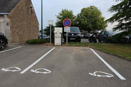 Borne de recharge de véhicules électriques e-charge50 Station de recharge Saint-Hilaire-du-Harcouët