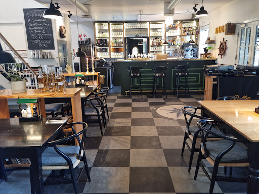 Dollys in Horsens, Hjørring