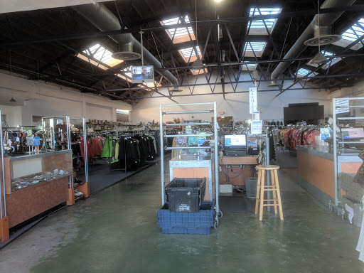 Thrift Store «Goodwill», reviews and photos, 1215 California Dr, Burlingame, CA 94010, USA