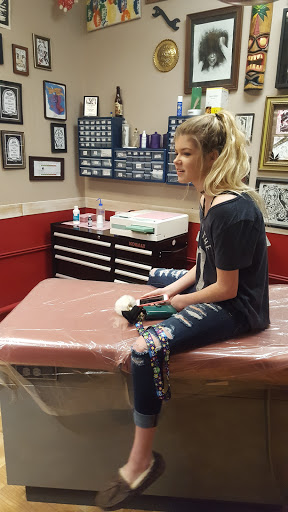 Tattoo Shop «Midwest Tattoo Company», reviews and photos, 5605 N Keystone Ave, Indianapolis, IN 46220, USA