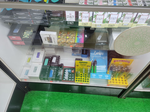 Tobacco Shop «Smoken Smoke House», reviews and photos, 13260 Woodruff Ave, Downey, CA 90242, USA