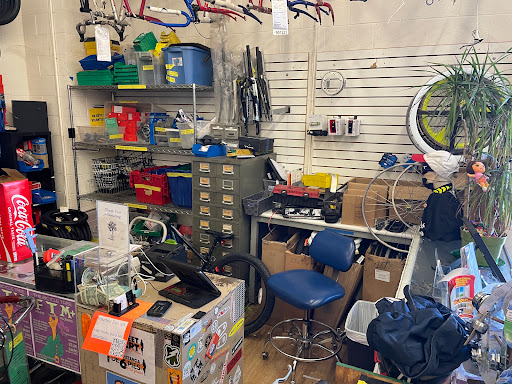 Bicycle Repair Shop «The Bicycle Tree», reviews and photos, 811 N Main St, Santa Ana, CA 92701, USA