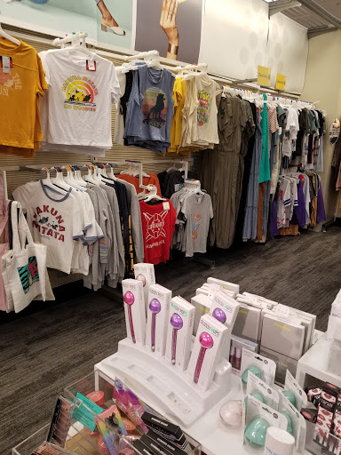 Department Store «Target», reviews and photos, 41 Robert Dr, South Easton, MA 02375, USA