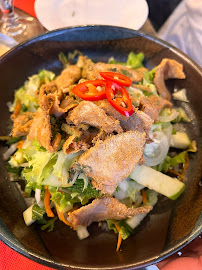 Salade de poulet du Restaurant vietnamien Pho Co à Paris - n°3