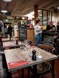 Atmosphère du Restaurant Les Canailles à Tours - n°11