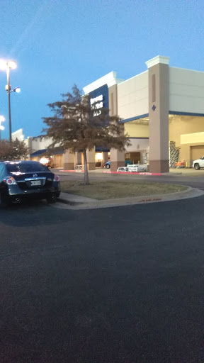 Shopping Mall «Richardson Square», reviews and photos, 501 S Plano Rd, Richardson, TX 75081, USA