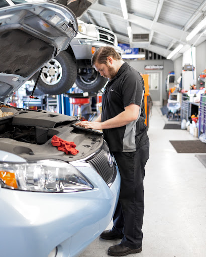 Auto Repair Shop «Bud Adams Auto Repair», reviews and photos, 18811 Lake Chabot Rd, Castro Valley, CA 94546, USA