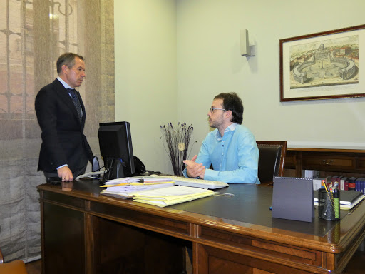 Información y opiniones sobre Vilarrubí Abogados de Monzón