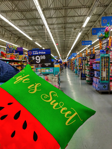Discount Store «Walmart», reviews and photos, 44575 Mound Rd, Sterling Heights, MI 48314, USA