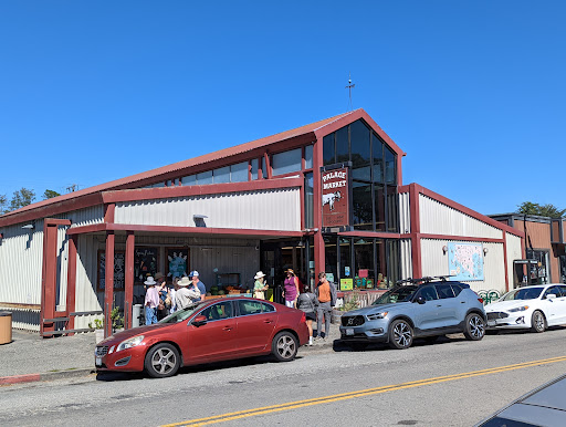Palace Market, 11300 CA-1, Point Reyes Station, CA 94956, USA, 