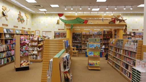 Book Store «Barnes & Noble», reviews and photos, 4000 Jericho Turnpike, East Northport, NY 11731, USA
