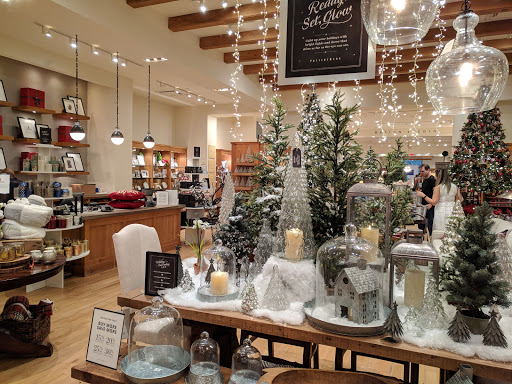 Furniture Store «Pottery Barn», reviews and photos, 10000 Research Blvd B02A, Austin, TX 78759, USA