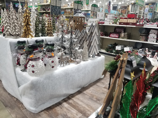 Home Improvement Store «Menards», reviews and photos, 4501 W North Ave, Chicago, IL 60639, USA