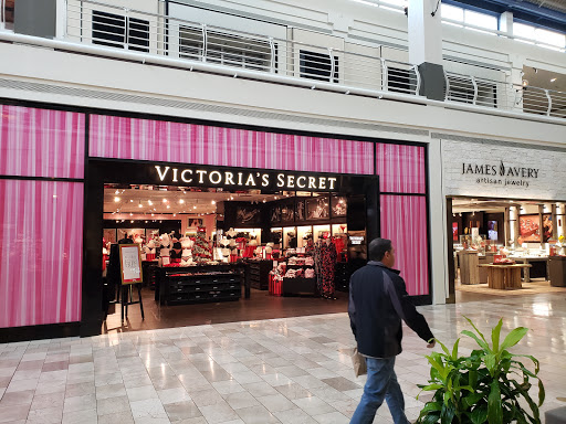 Shopping Mall «Shops at Rivercenter», reviews and photos, 849 E Commerce St, San Antonio, TX 78205, USA