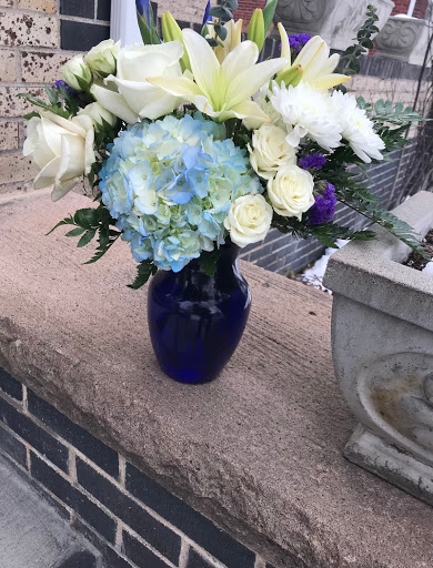 Florist «A Blue Moon Floral», reviews and photos, 300 E 6th Ave, Denver, CO 80203, USA