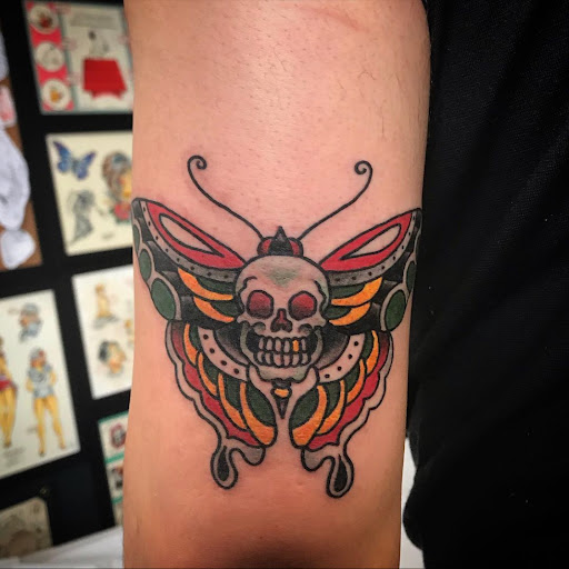 Explore beautiful tattoo ideas for females, creative tattoo ideas in Libertyville, available at Lucky Seven Tattoo
