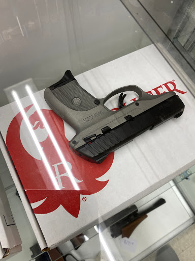 Gun Shop «Mussers Outdoors», reviews and photos, 438 N Reading Rd, Ephrata, PA 17522, USA