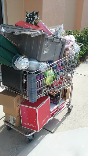 Thrift Store «Goodwill Ft. Pierce Clearance Center», reviews and photos, 815 S Kings Hwy, Fort Pierce, FL 34945, USA