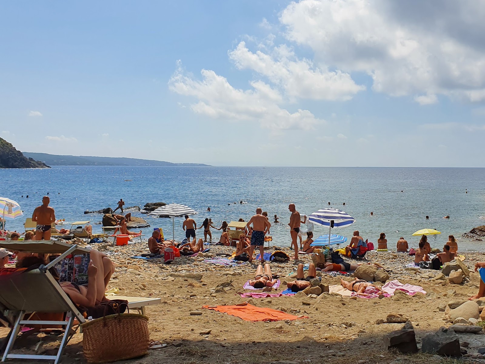 Photo de Calignaia Beach situé dans une zone naturelle