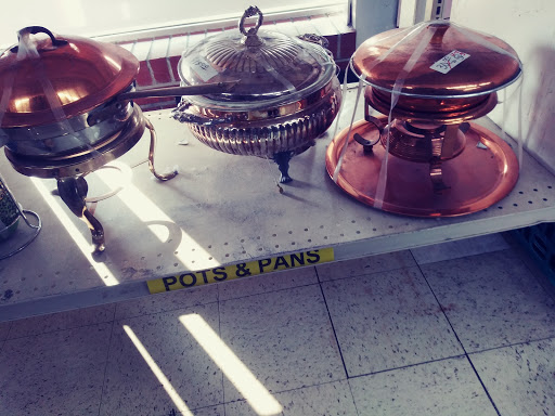 Thrift Store «Village Discount Outlet», reviews and photos, 3500 Cleveland Ave, Columbus, OH 43224, USA