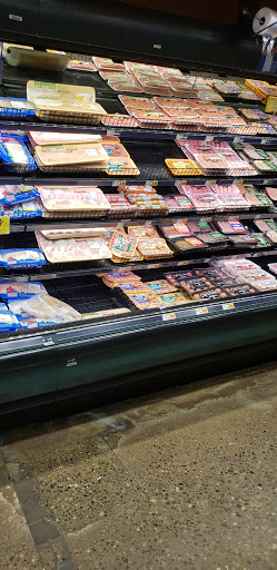 Grocery Store «Quality Food Center», reviews and photos, 7823 SE 28th St, Mercer Island, WA 98040, USA